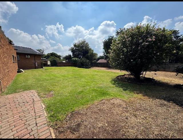 5 BEDROOM HOUSE FOR SALE IN BIRCHLEIGH